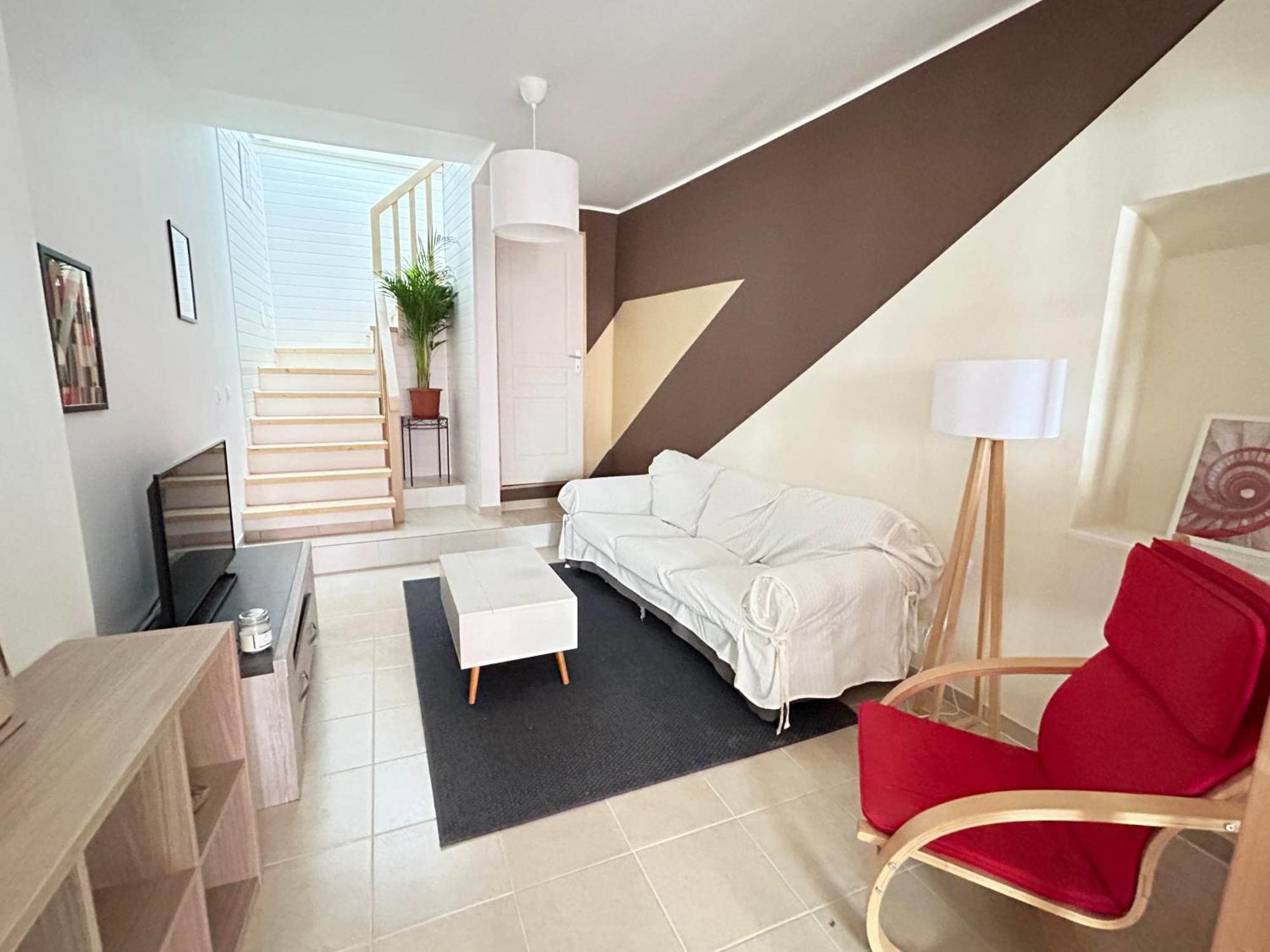 Maison 2chambres 3lits Ferienhaus Nizas (Herault)